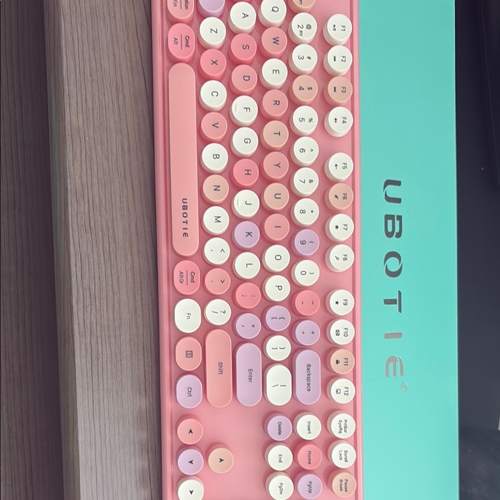 Ubotie Pink and White Keyboard